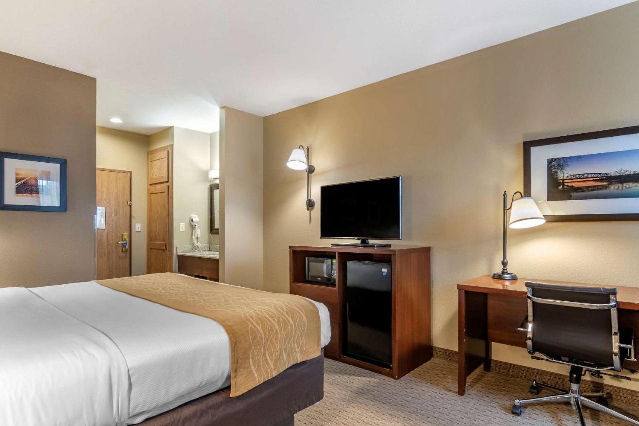 Comfort Inn Warrensburg Station Kültér fotó