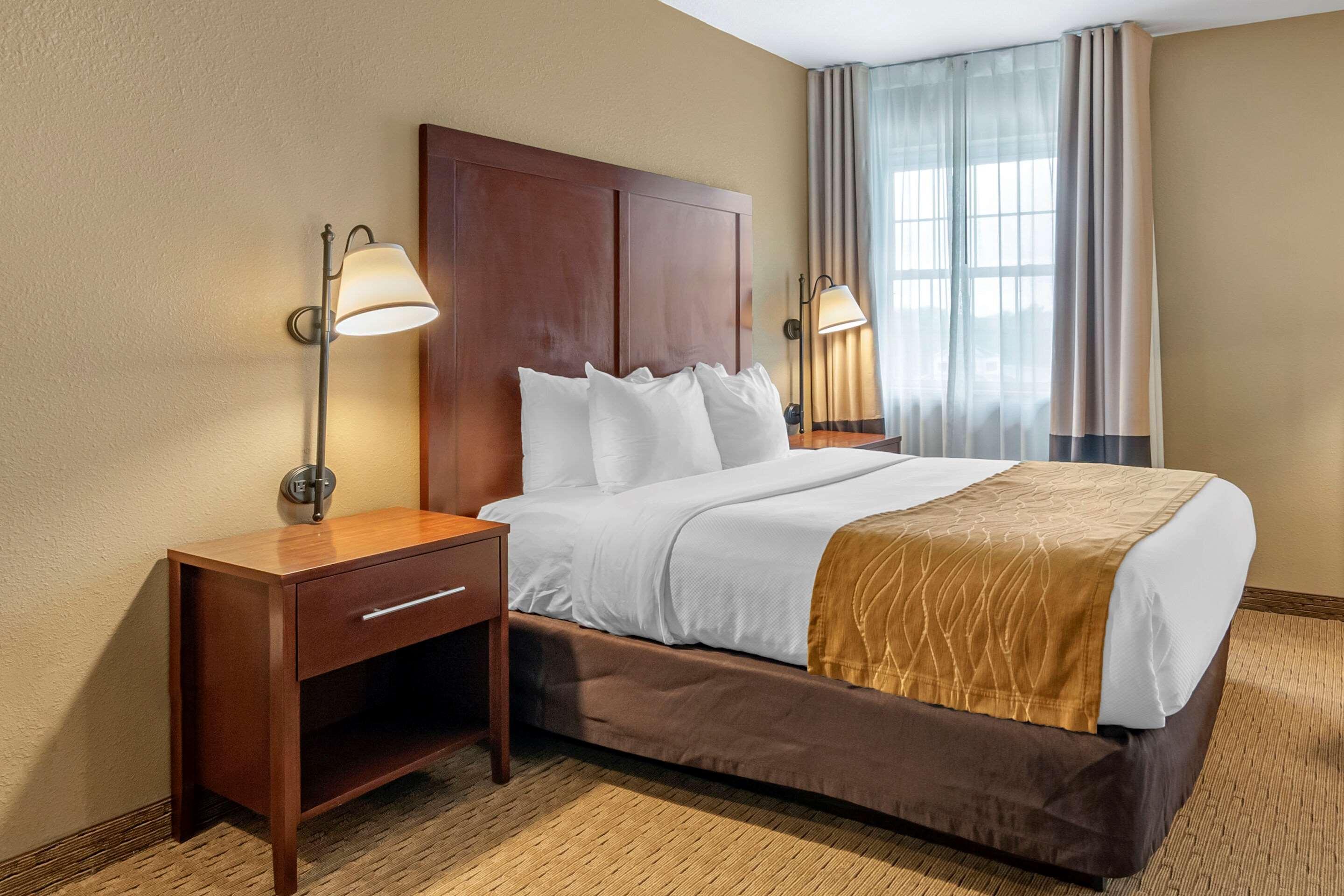 Comfort Inn Warrensburg Station Kültér fotó