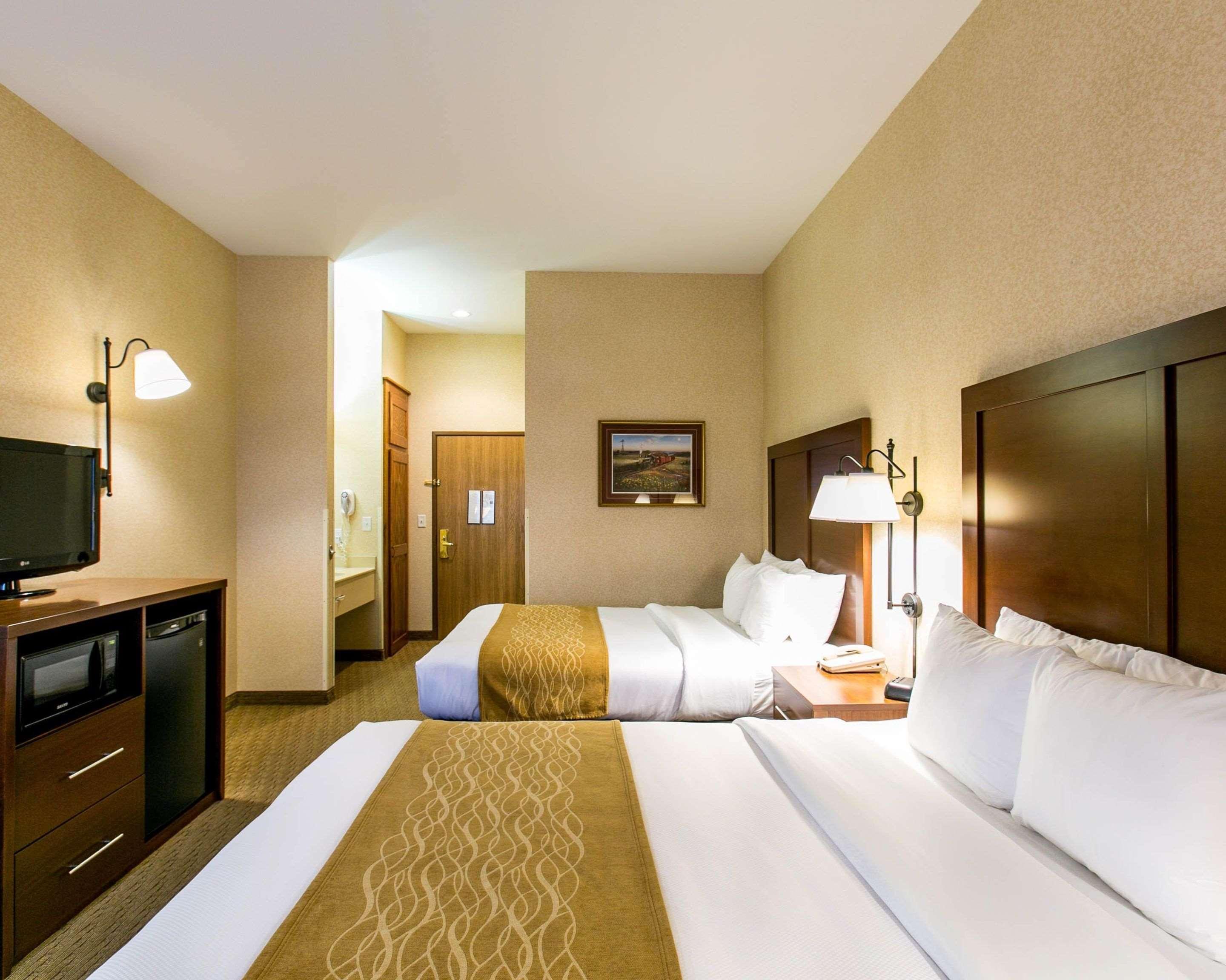 Comfort Inn Warrensburg Station Kültér fotó