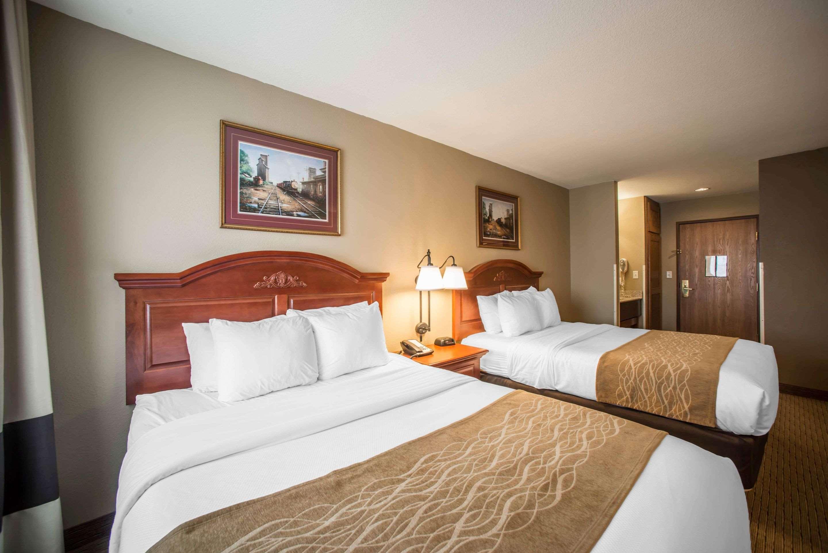 Comfort Inn Warrensburg Station Kültér fotó