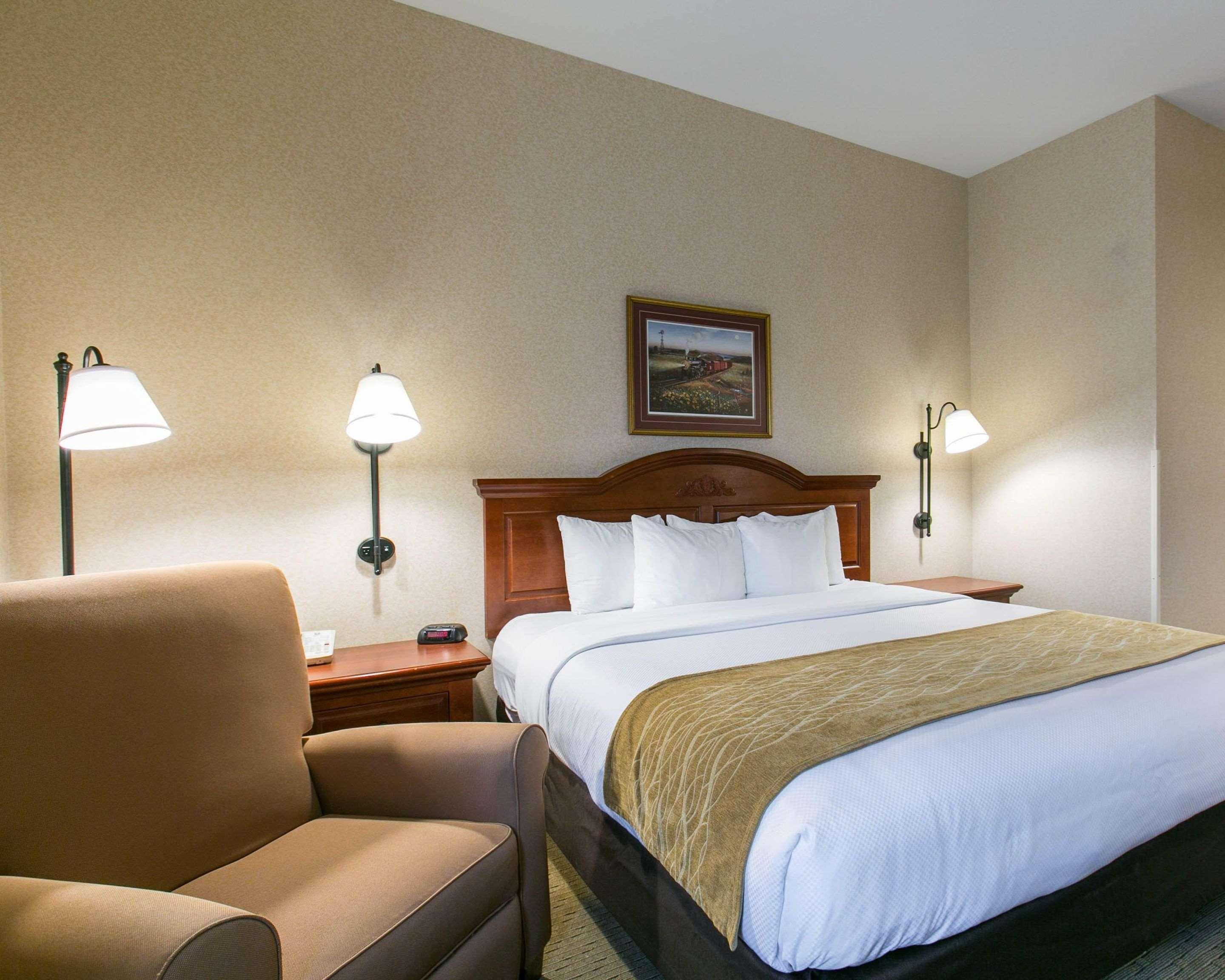 Comfort Inn Warrensburg Station Kültér fotó