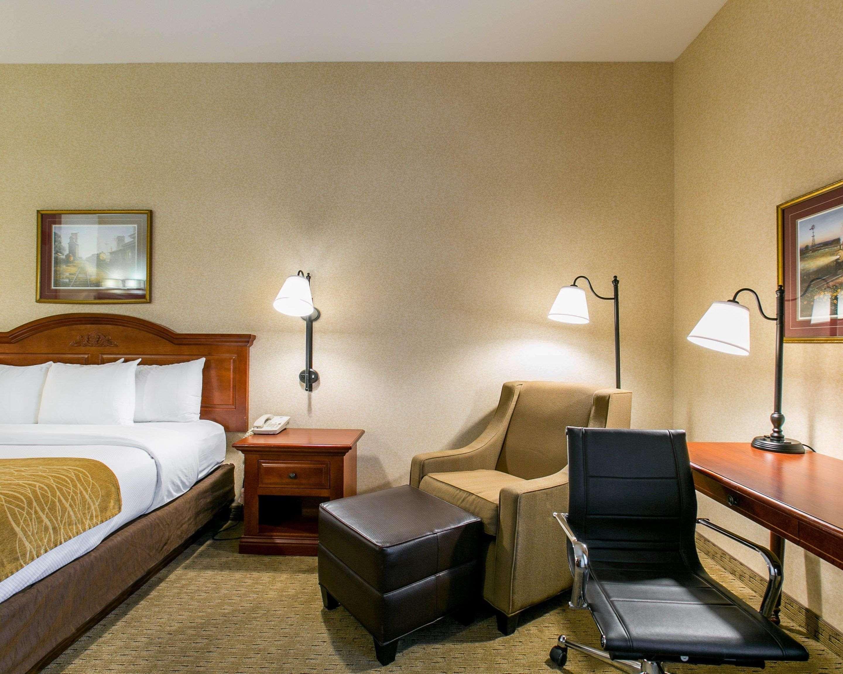 Comfort Inn Warrensburg Station Kültér fotó