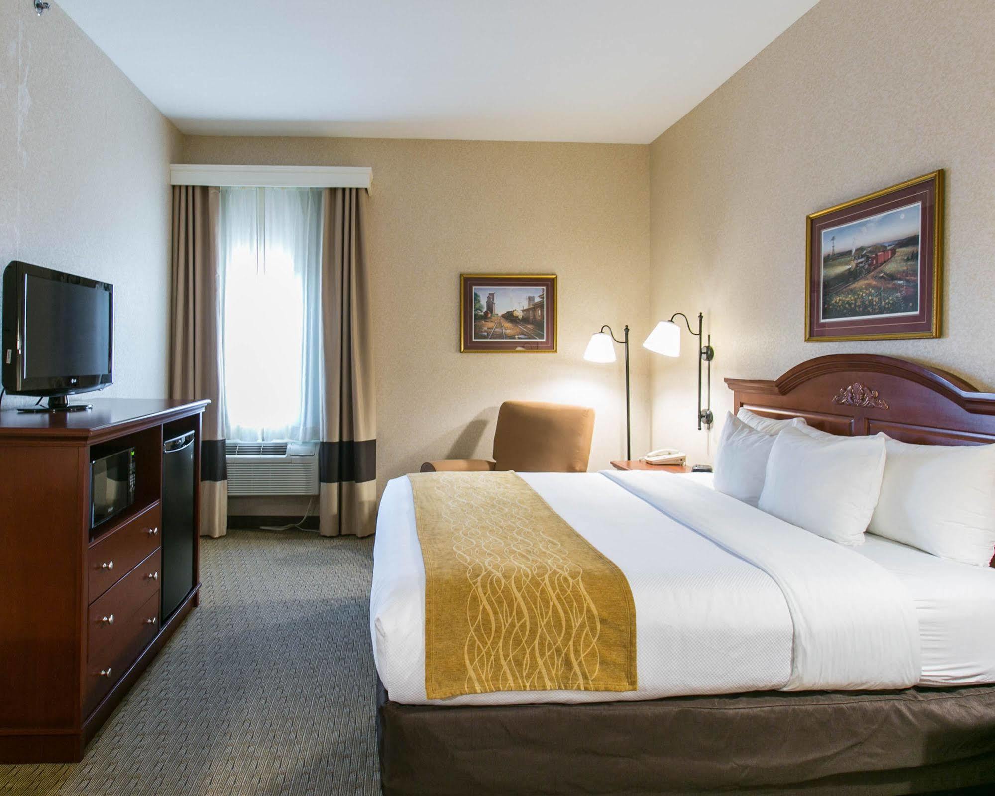 Comfort Inn Warrensburg Station Kültér fotó